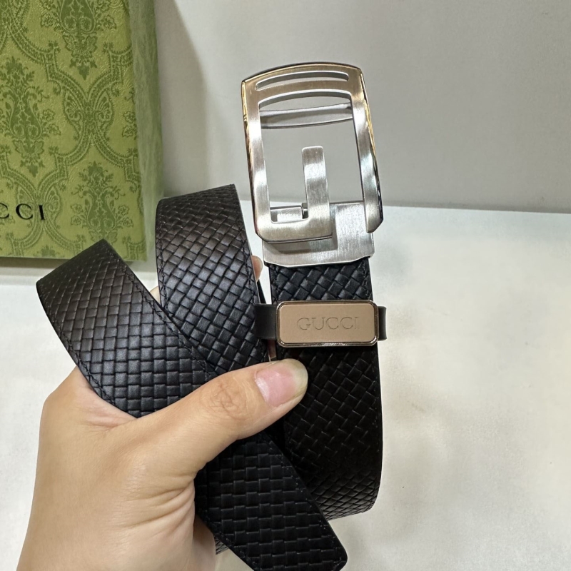 G*u*i belts